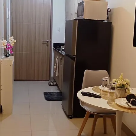 Condominium Staycation Near Moa & Airport