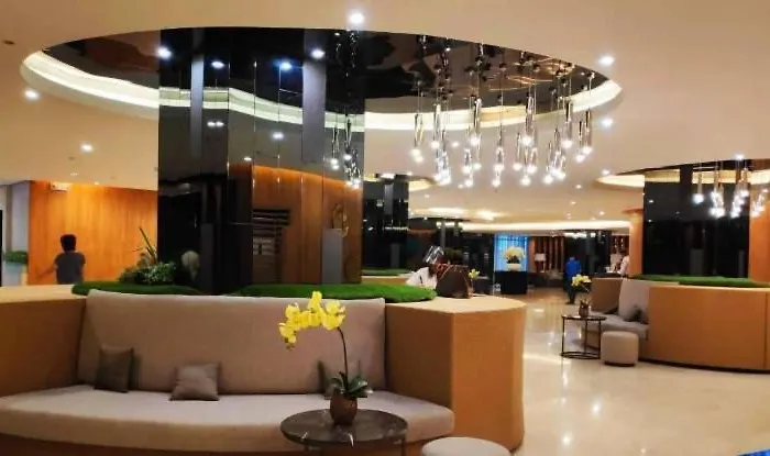 Staycation Near Moa & Airport Апартаменты