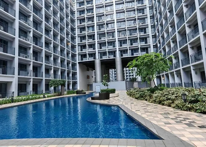 Апартаменты Staycation Near Moa & Airport *